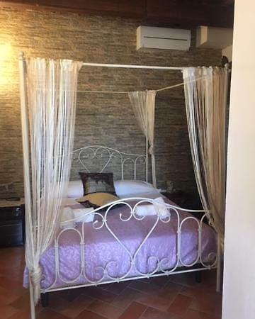 B&B Ginevra Ghizzano Exterior photo